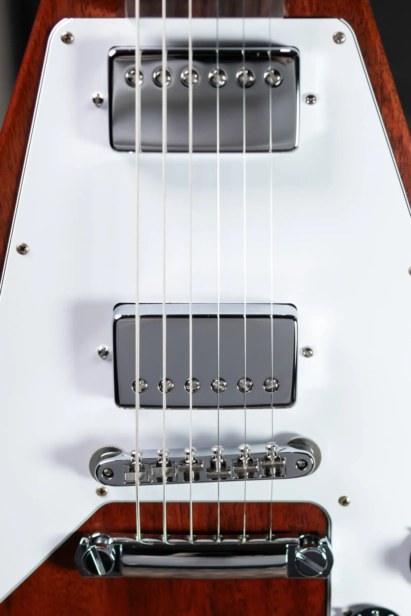Gibson Custom Shop 1971 Flying V Medallion Reissue Electric Guitar - Medallion Cherry with Hardshell Case