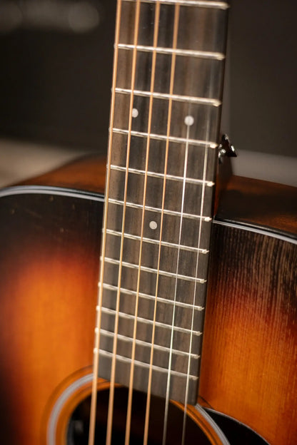 Martin 00-10E Retro Joe Bonamassa Signature Acoustic/Electric Guitar - Burst with Gig Bag