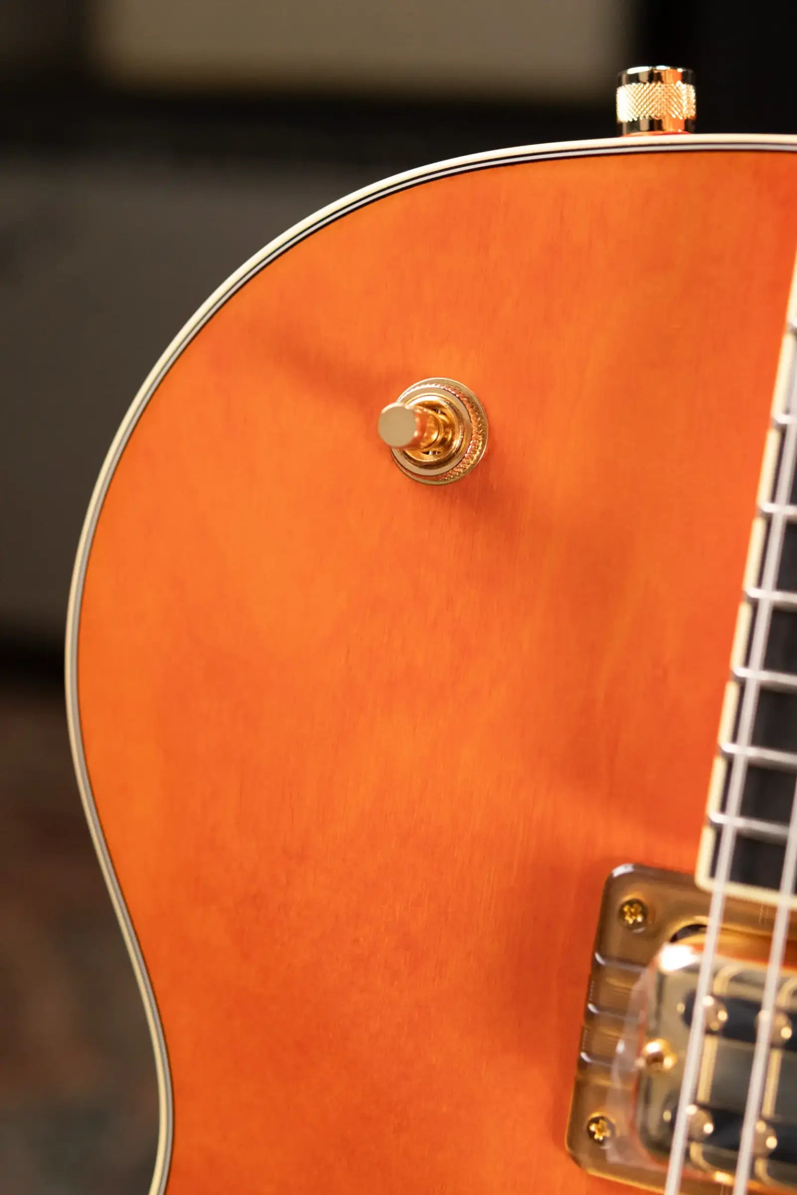Gretsch Synchromatic Nashville Hollow Body Single-Cut with Bigsby Electric Guitar - 50's Orange Stain with Hardshell Case