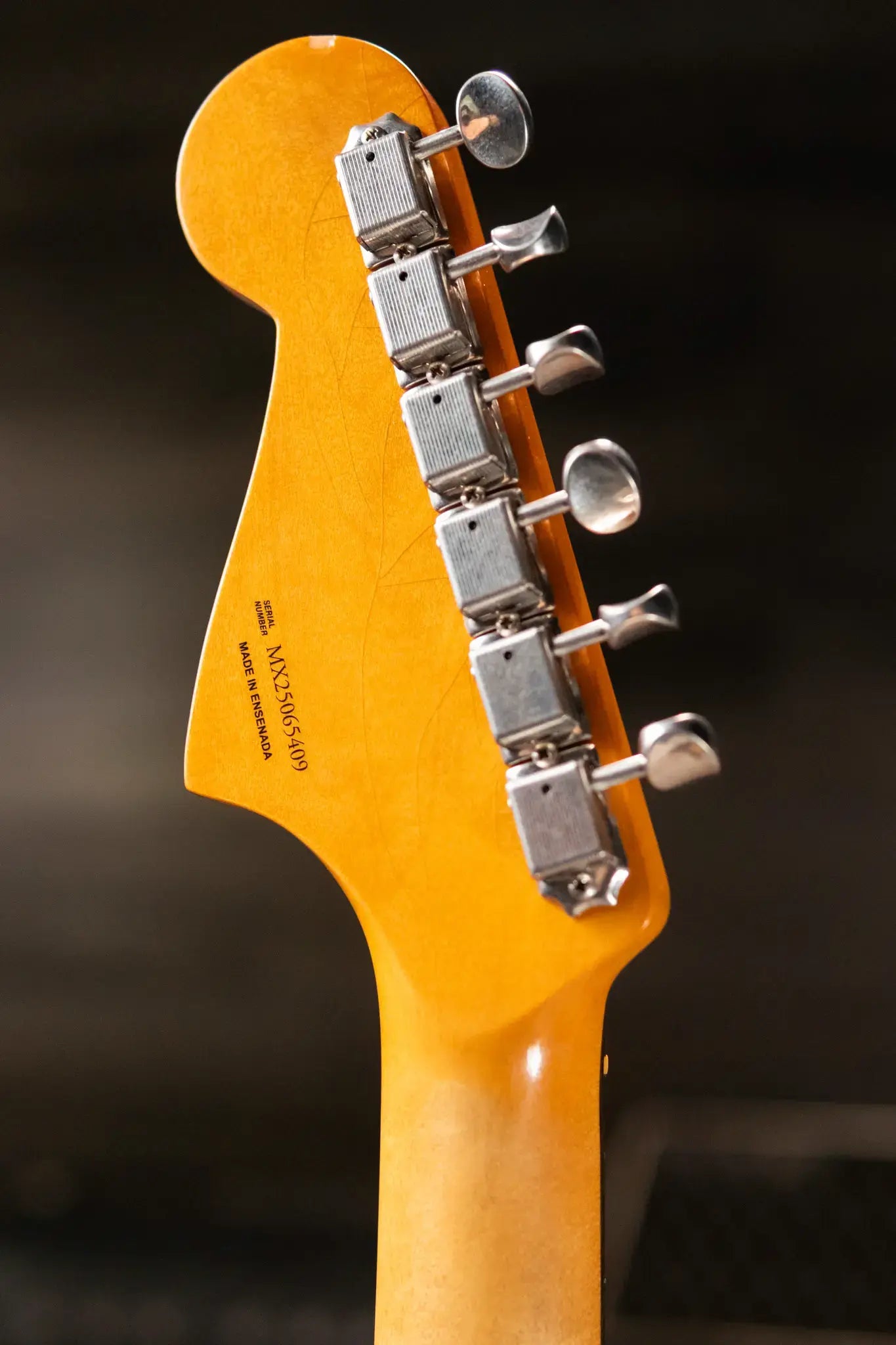 Fender Vintera II Road Worn '50s Jazzmaster Electric Guitar - 3-Color Sunburst with Hardshell Case