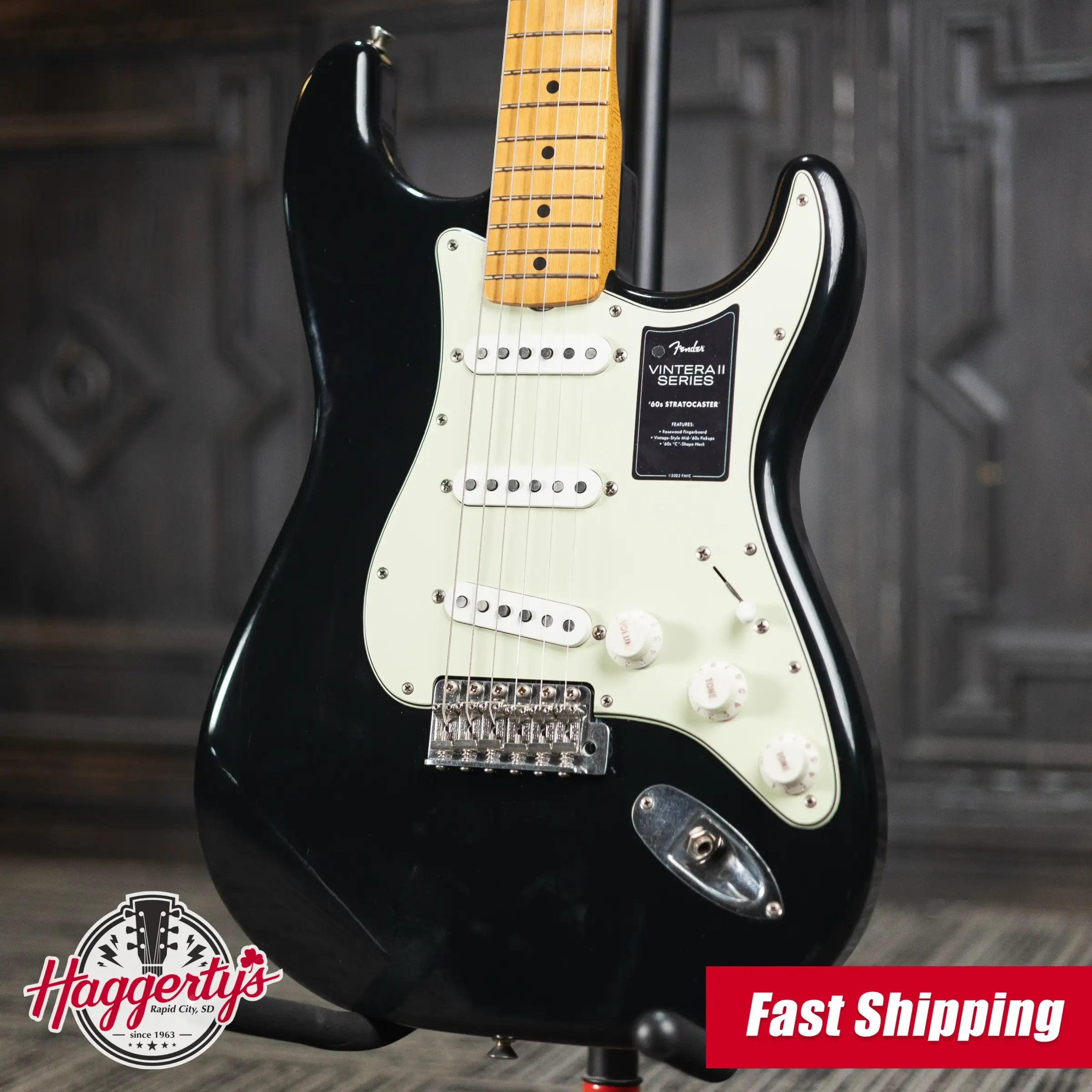 Fender Vintera II Road Worn '60s Stratocaster Electric Guitar, Maple Fingerboard - Black with Hardshell Case