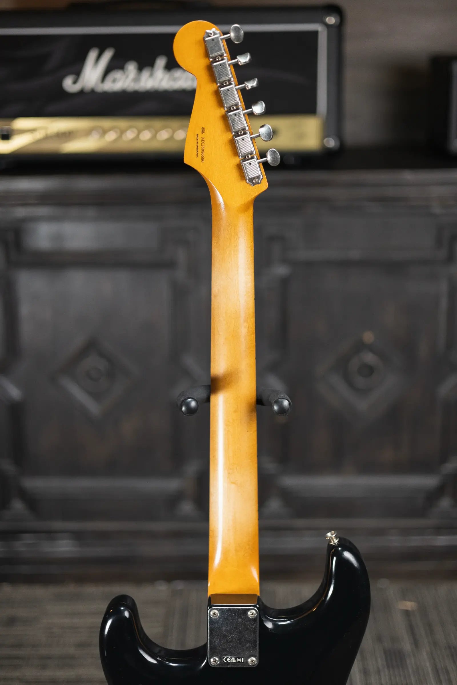 Fender Vintera II Road Worn '60s Stratocaster Electric Guitar, Maple Fingerboard - Black with Hardshell Case