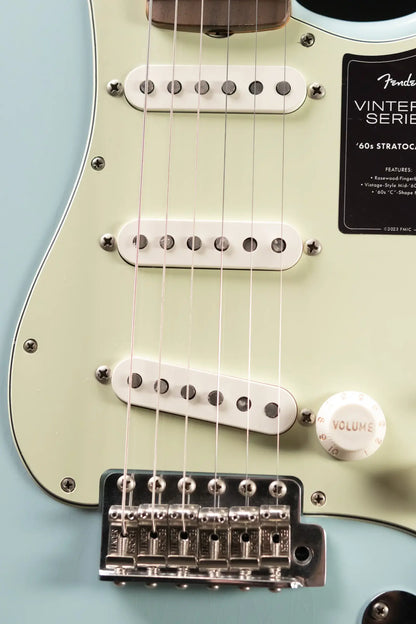 Fender Vintera II Road Worn '60s Stratocaster, Rosewood Fingerboard - Sonic Blue with Hardshell Case