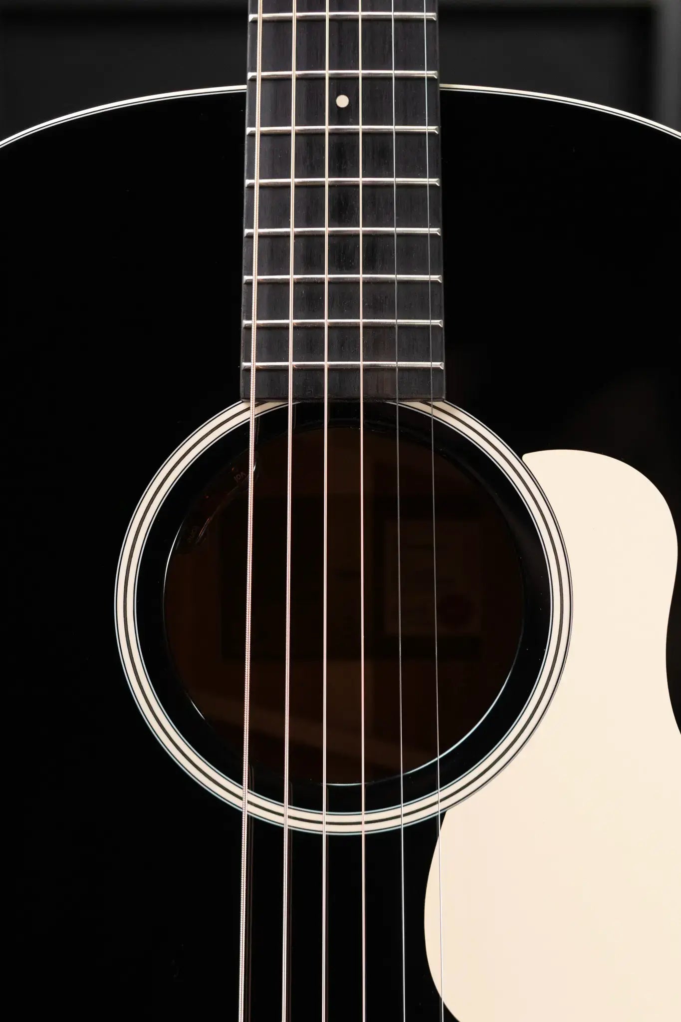Taylor Gold Label 514e Super Auditorium Acoustic/Electric Guitar - Blacktop with Hardshell Case - Demo