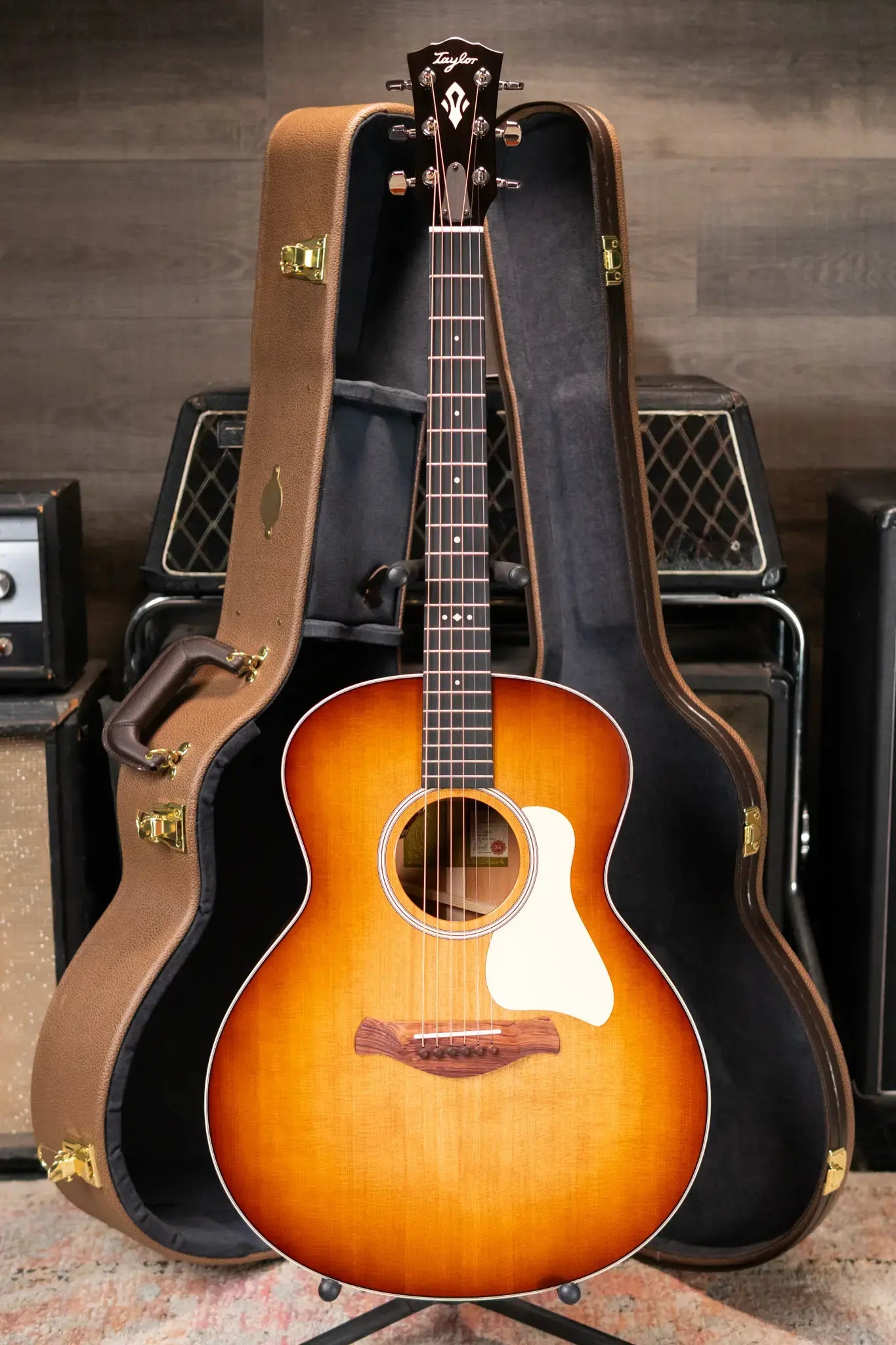Taylor Gold Label 514e Super Auditorium Acoustic/Electric Guitar - Sunburst with Cream Pickguard and Hardshell Case