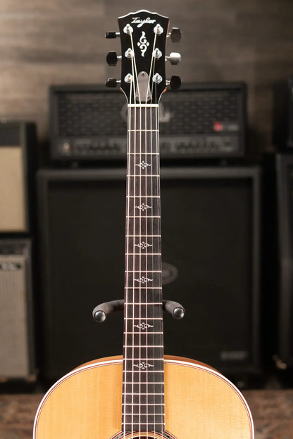 Taylor Gold Label 817e Grand Pacific Acoustic/Electric Guitar - Natural Top with Hardshell Case