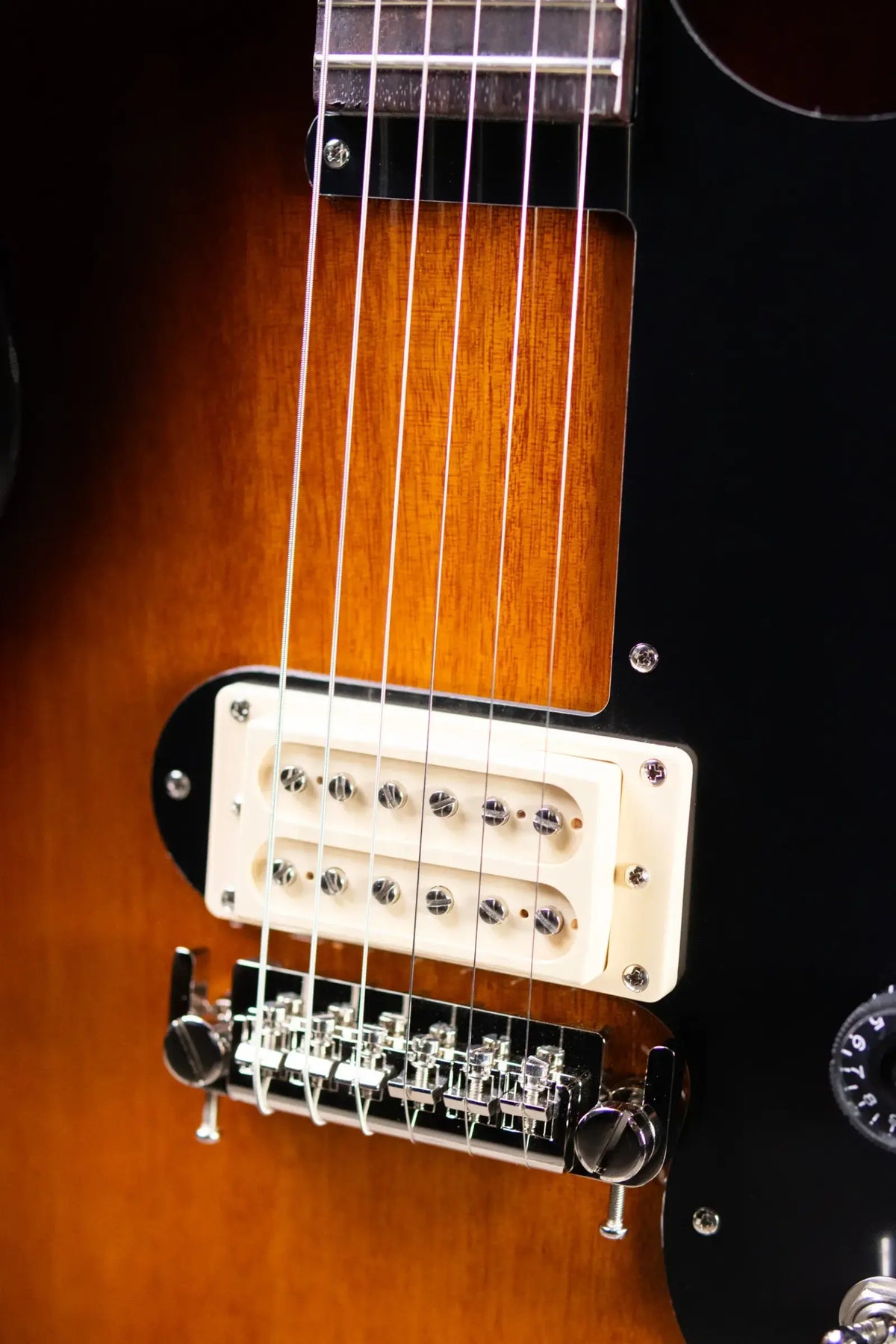 Epiphone Joan Jett Signature Olympic Special Electric Guitar - Vintage Sunburst with Gig Bag