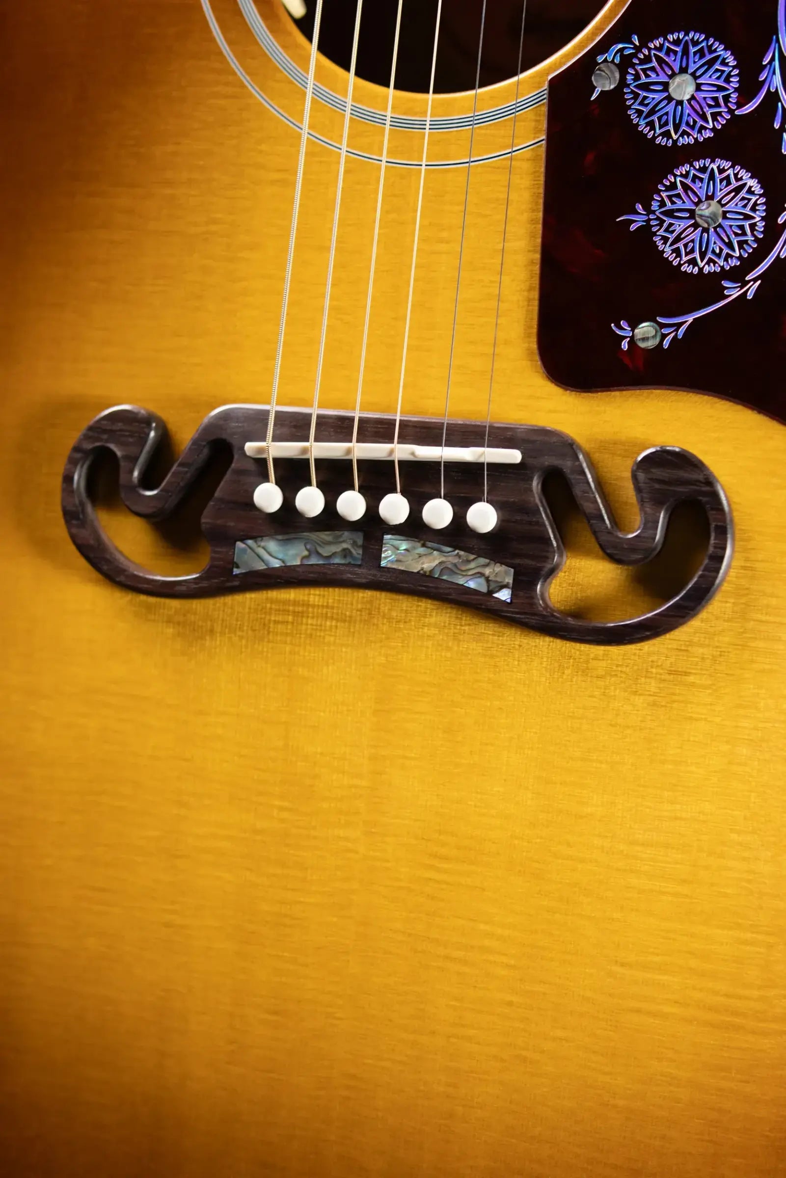 Gibson SJ-200 Elegant Koa Acoustic/Electric Guitar - Honey Burst with Hardshell Case