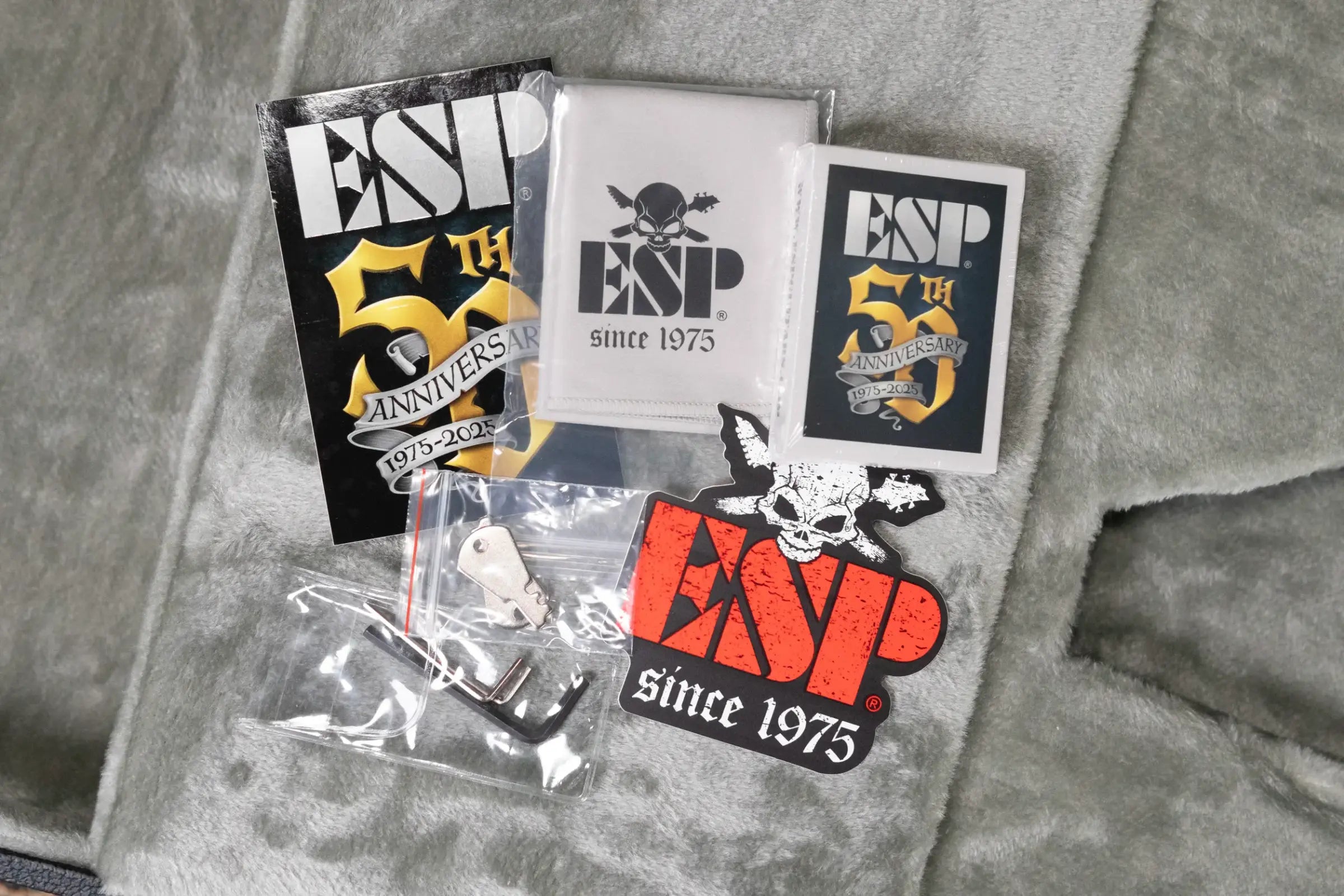 ESP LTD James Hetfield Signature Vulture Electric Guitar - Olympic White with Hardshell Case