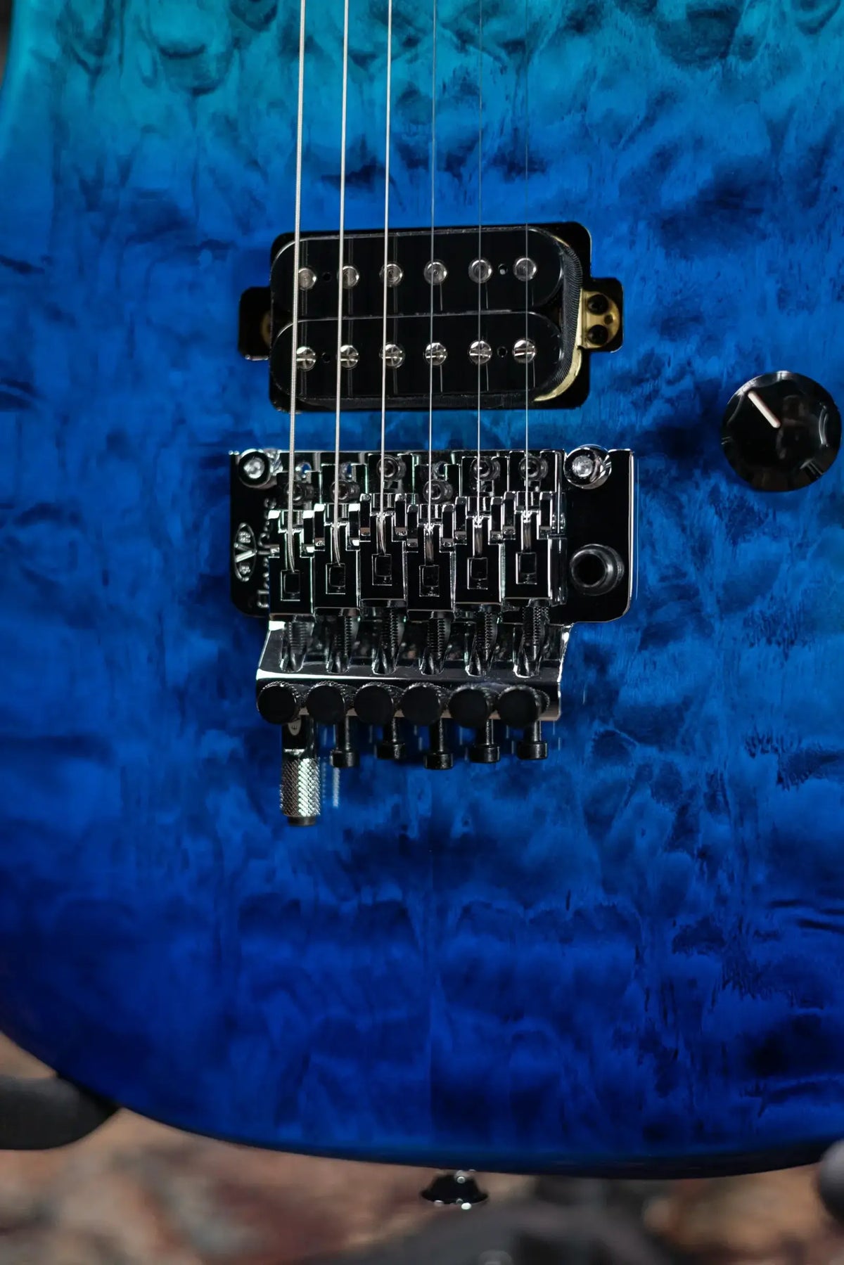 EVH 5150 Series DX QM Electric Guitar - Pacific Drift with Gig Bag