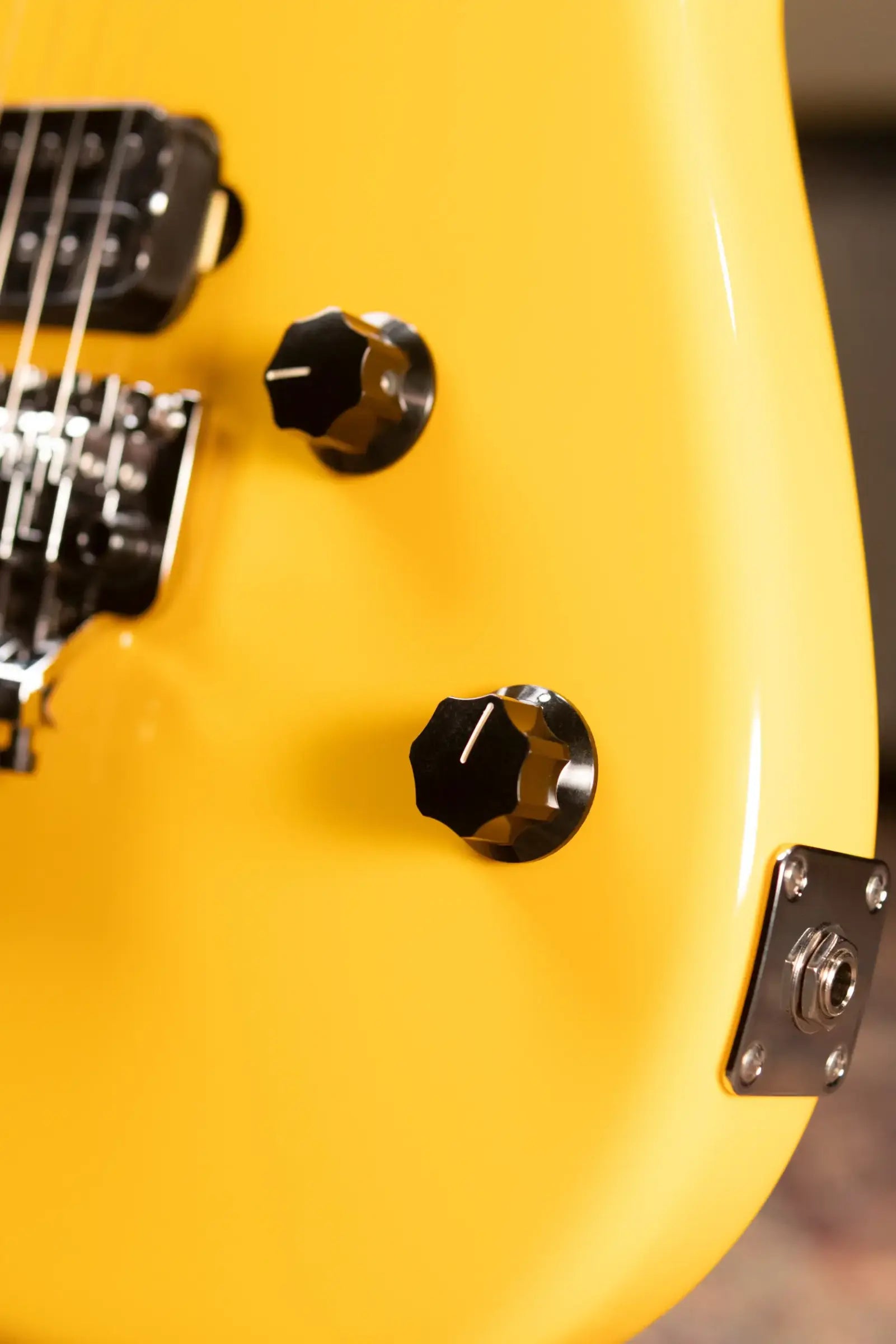 EVH 5150 Series Standard Electric Guitar - EVH Yellow