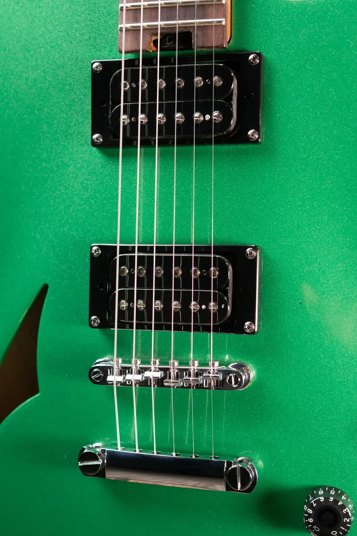 EVH SA-126 Standard Semi-Hollow Electric Guitar - Pelham Green