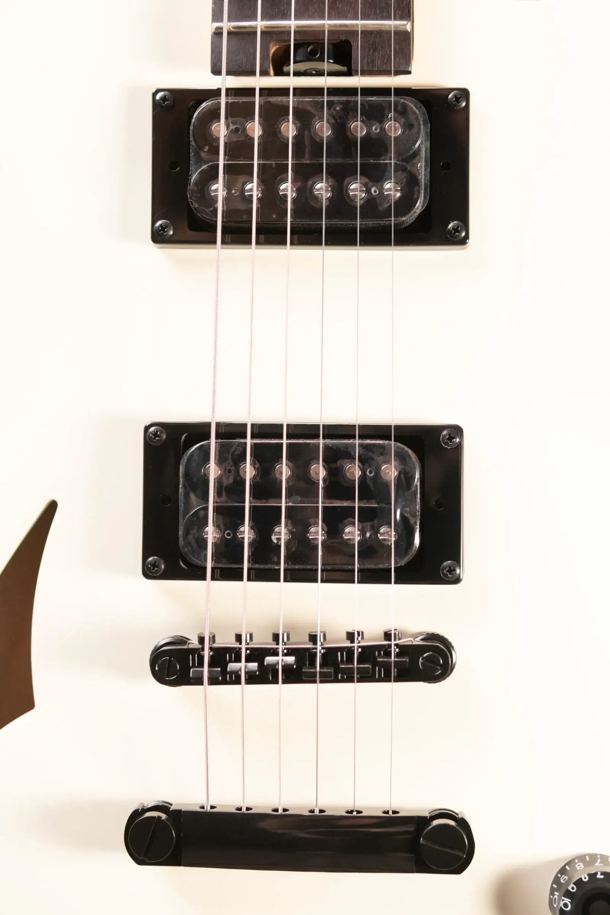 EVH SA-126 Standard Semi-Hollow Electric Guitar - Satin Vintage White
