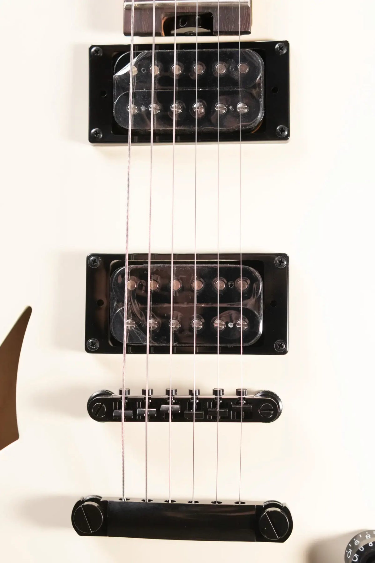 EVH SA-126 Standard Semi-Hollow Electric Guitar - Satin Vintage White - Demo