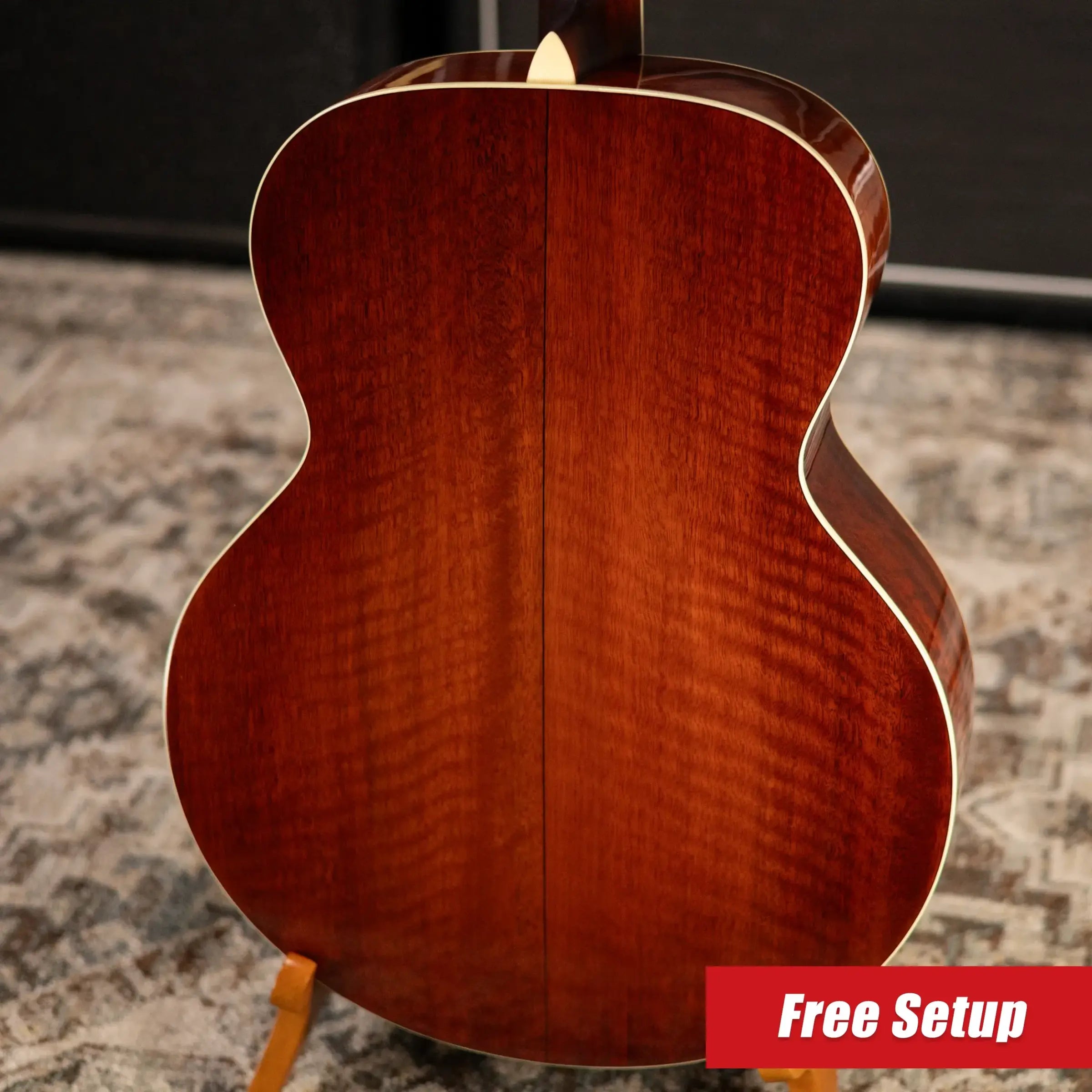 Eastman AC330E-CLA Jumbo Acoustic/Electric Guitar - Classic with Hardshell Case