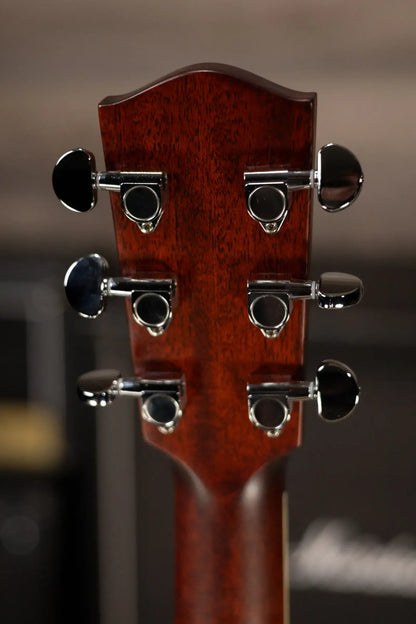 Eastman AC330E-CLA Jumbo Acoustic/Electric Guitar - Classic with Hardshell Case