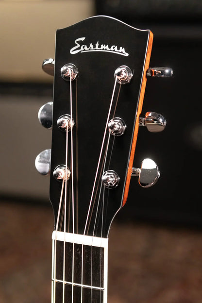 Eastman AC422CE-AE Acoustic/Electric Guitar with Hardshell Case