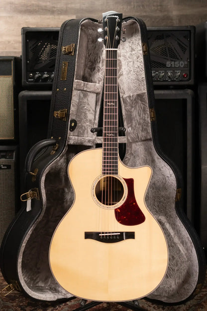 Eastman AC422CE-AE Acoustic/Electric Guitar with Hardshell Case