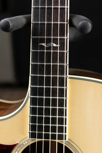 Eastman AC422LCE Left-Handed Grand Auditorium Acoustic/Electric Guitar with Hardshell Case