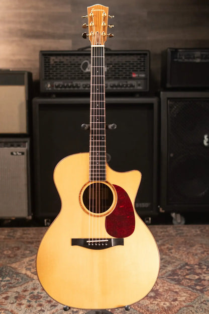 Eastman AC522ce Mahogany/Spruce Acoustic-Electric Guitar with Hardshell Case - Used