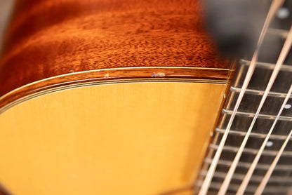 Eastman AC522ce Mahogany/Spruce Acoustic-Electric Guitar with Hardshell Case - Used