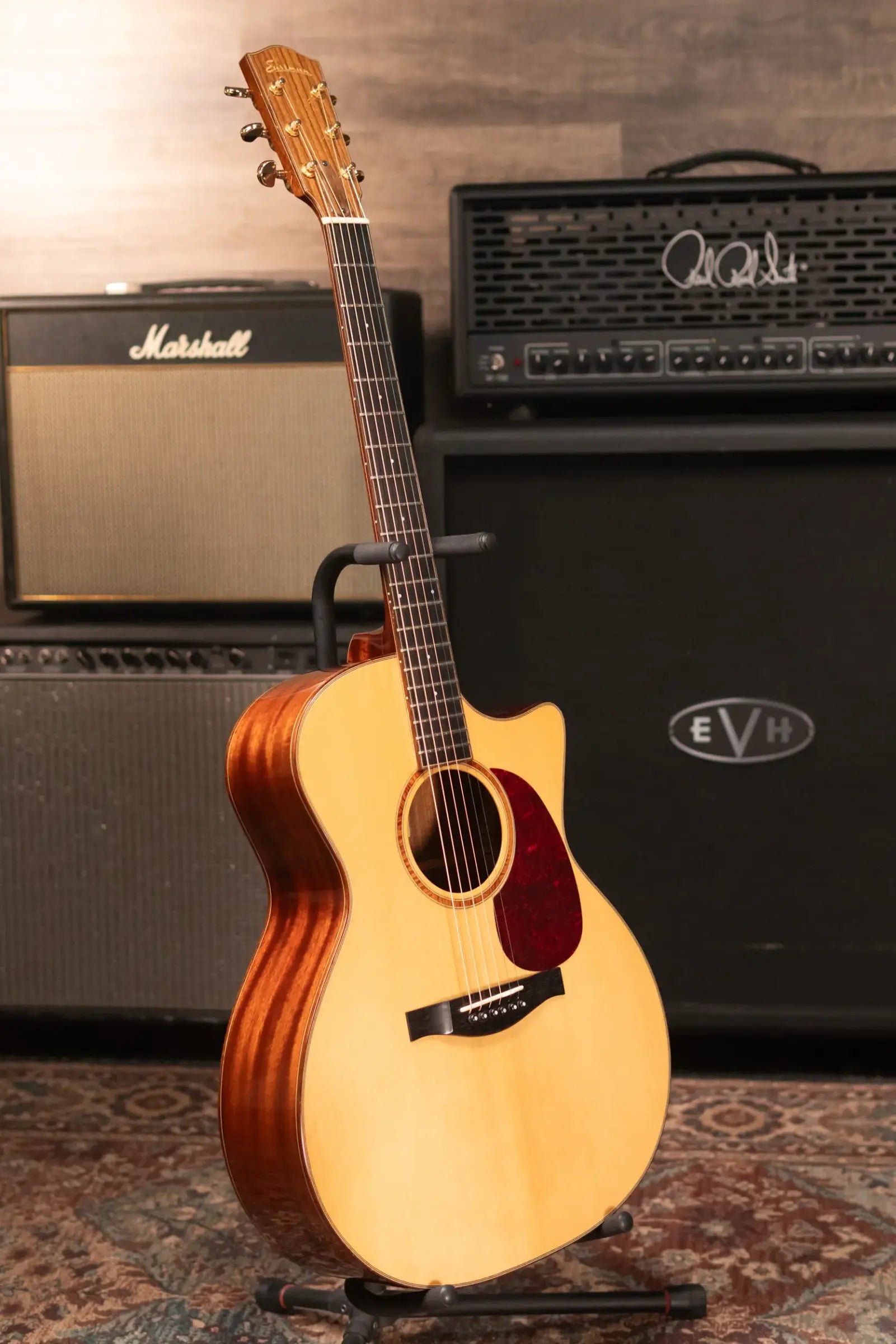Eastman AC522ce Mahogany/Spruce Acoustic-Electric Guitar with Hardshell Case - Used