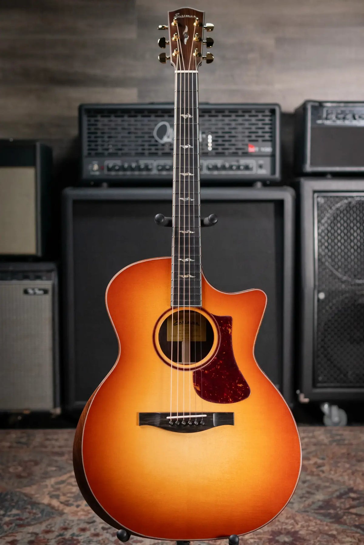 Eastman AC722CE-DF Grand Auditorium Acoustic/Electric Guitar - Dakota Fade with Hardshell Case