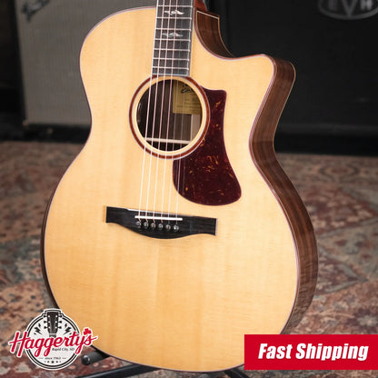 Eastman AC722ce Grand Auditorium Acoustic/Electric Guitar with Hardshell Case