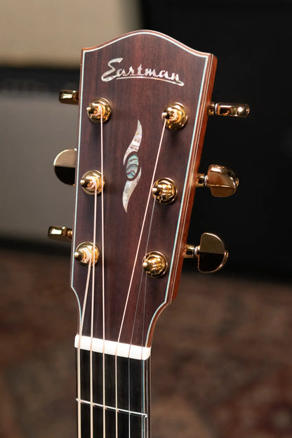 Eastman AC722ce Grand Auditorium Acoustic/Electric Guitar with Hardshell Case