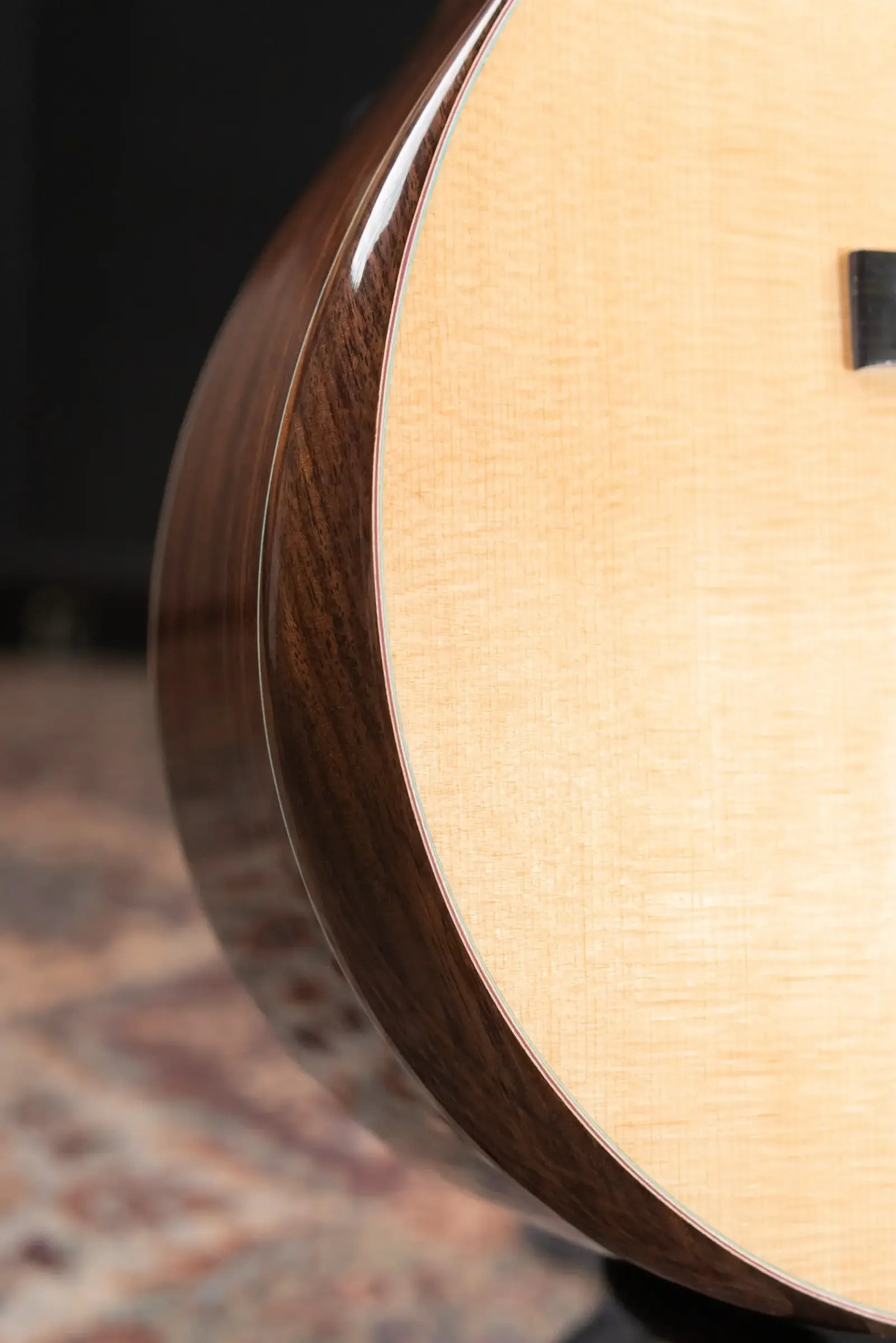 Eastman AC722ce Grand Auditorium Acoustic/Electric Guitar with Hardshell Case