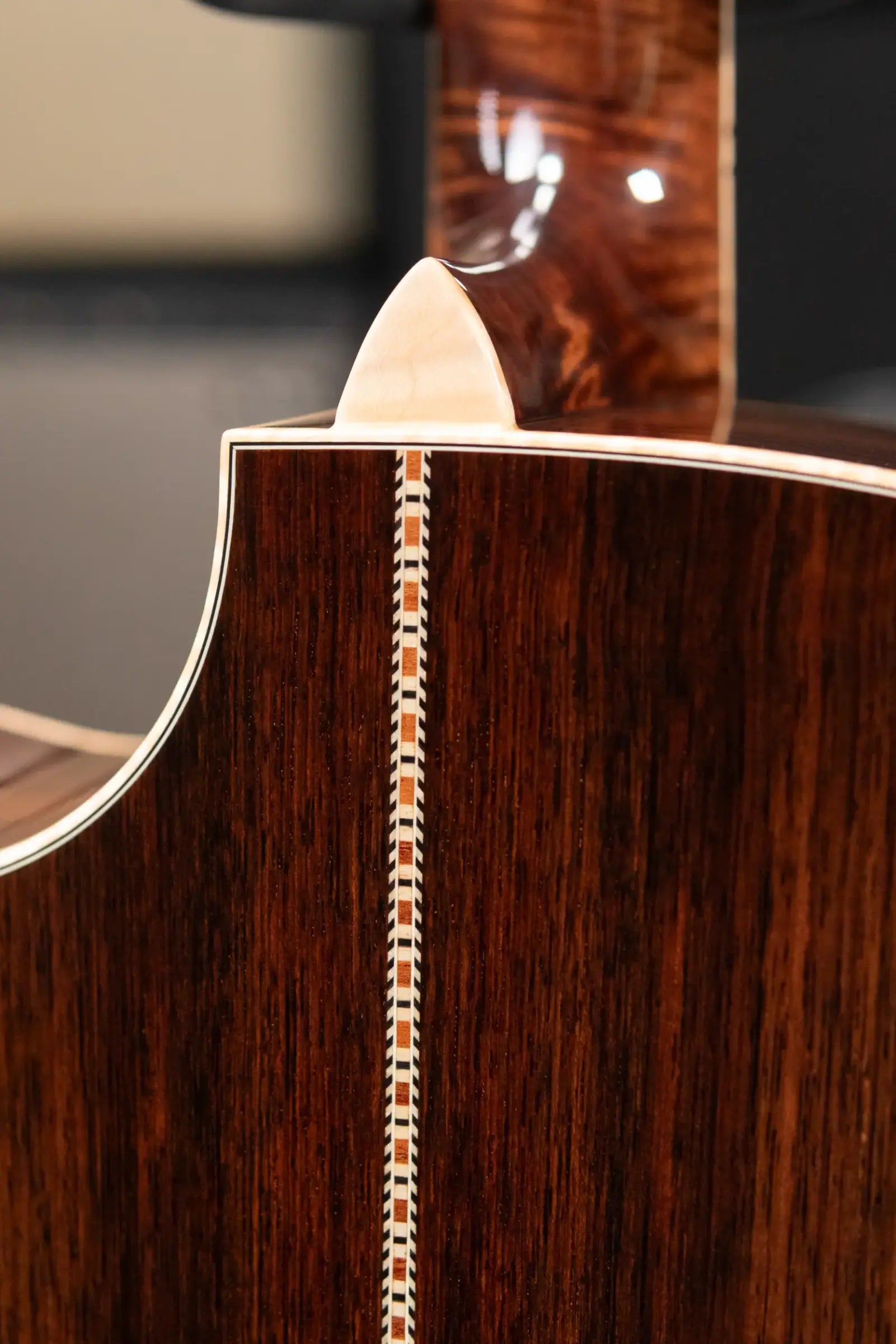 Eastman AC822CE-FF Fan Fret Grand Auditorium Acoustic/Electric Guitar with Hardshell Case