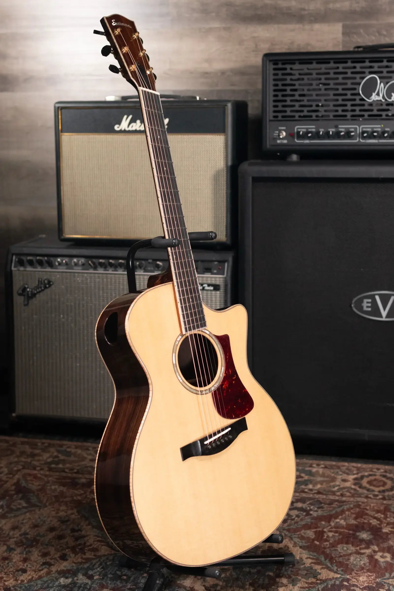 Eastman AC822CE-FF Fan Fret Grand Auditorium Acoustic/Electric Guitar with Hardshell Case