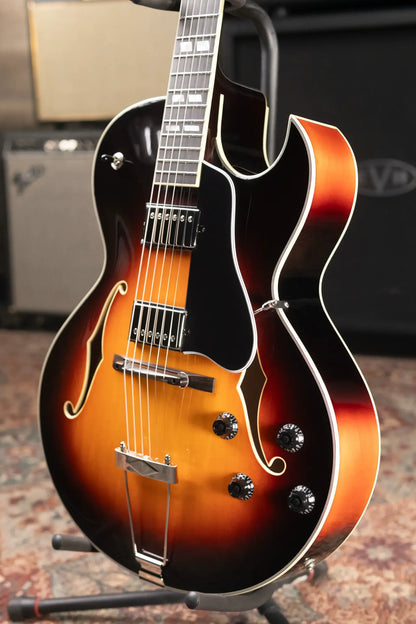 Eastman AR372CE-SB Kent Armstrong Signature 16" Archtop Electric Guitar - Sunburst