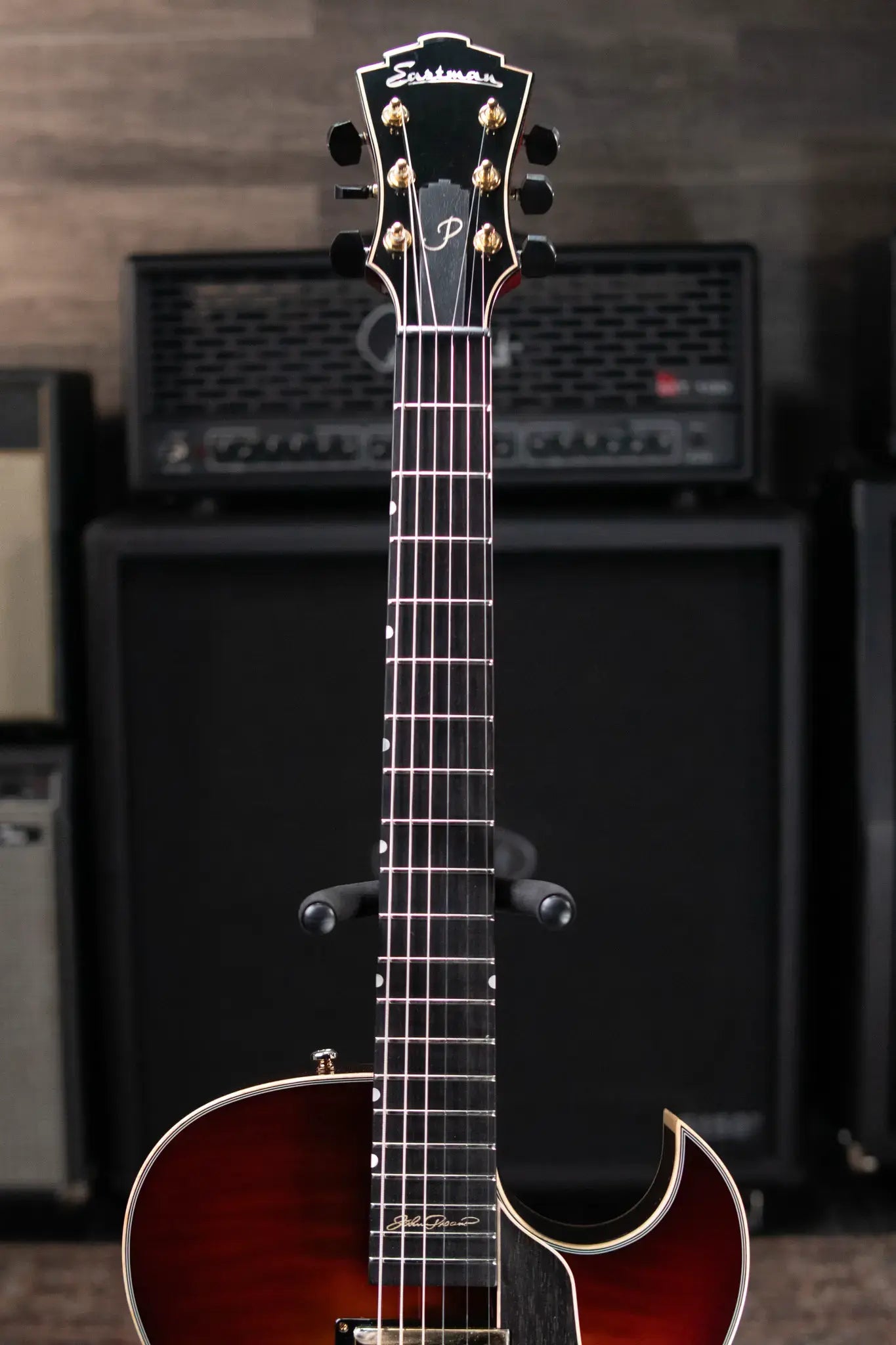Eastman AR480CE-SB John Pisano 30th Anniversary Edition - Sunburst with Hardshell Case - Demo
