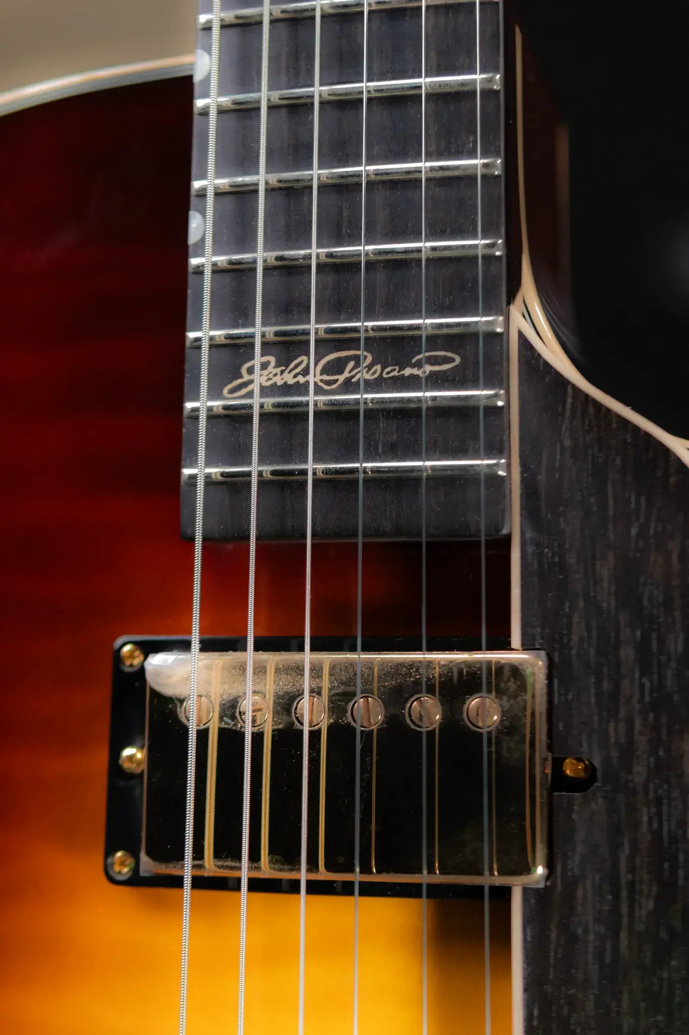 Eastman AR480CE-SB John Pisano 30th Anniversary Edition - Sunburst with Hardshell Case - Demo
