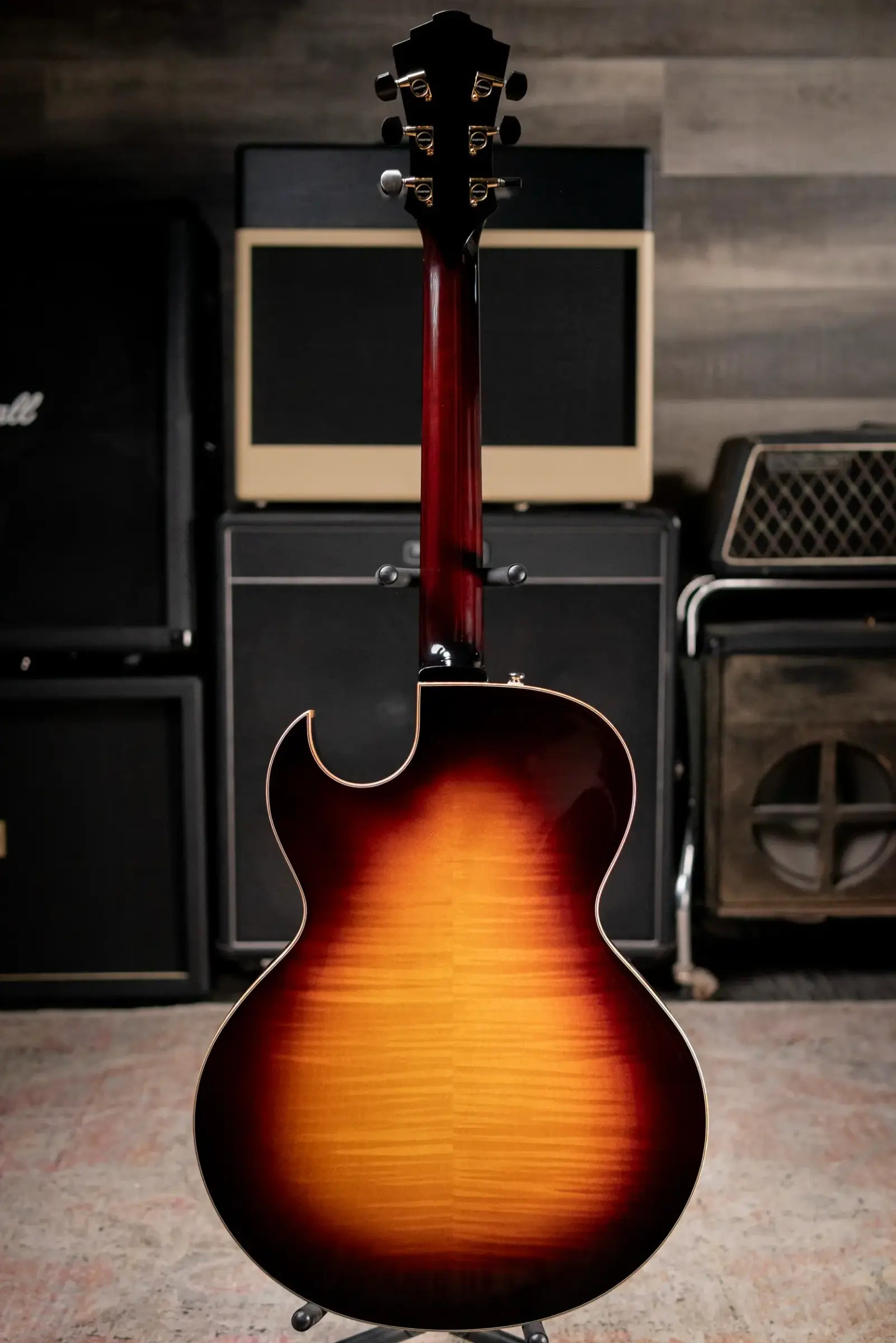 Eastman AR480CE-SB John Pisano Signature Archtop Hollowbody Electric Guitar - Sunburst with Hardshell Case