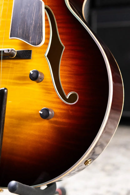 Eastman AR480CE-SB John Pisano Signature Archtop Hollowbody Electric Guitar - Sunburst with Hardshell Case