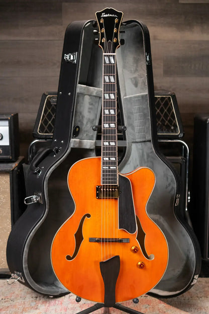 Eastman AR580CE-HB Archtop Electric Guitar - Honey Burst with Hardshell Case