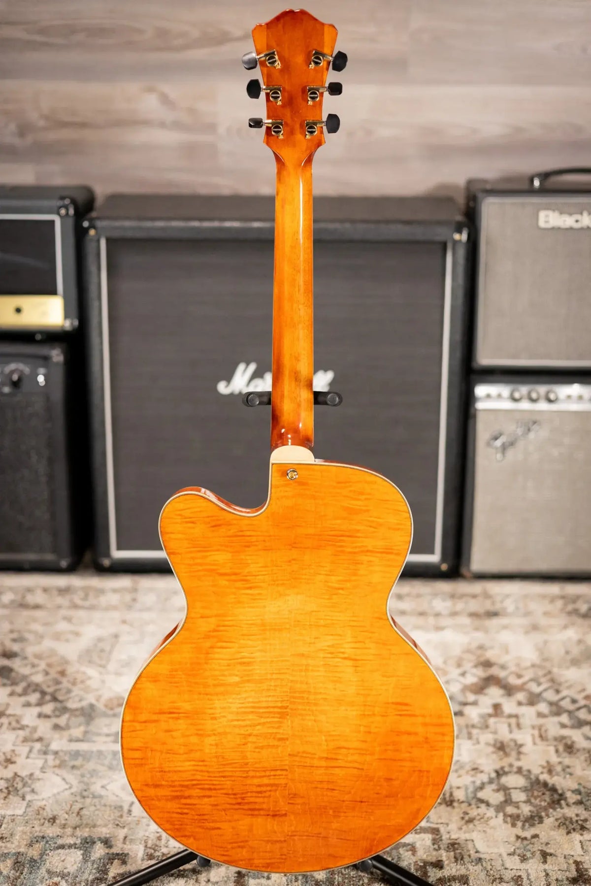 Eastman AR580CE-HB Archtop Electric Guitar - Honey Burst with Hardshell Case