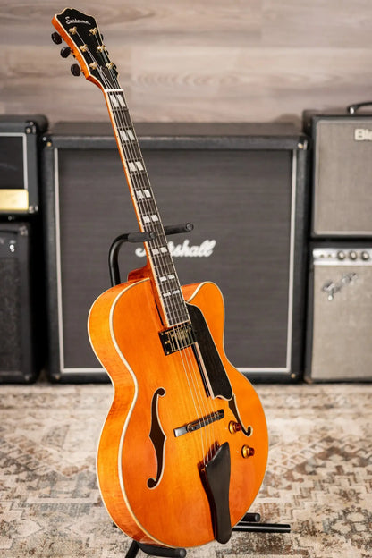 Eastman AR580CE-HB Archtop Electric Guitar - Honey Burst with Hardshell Case