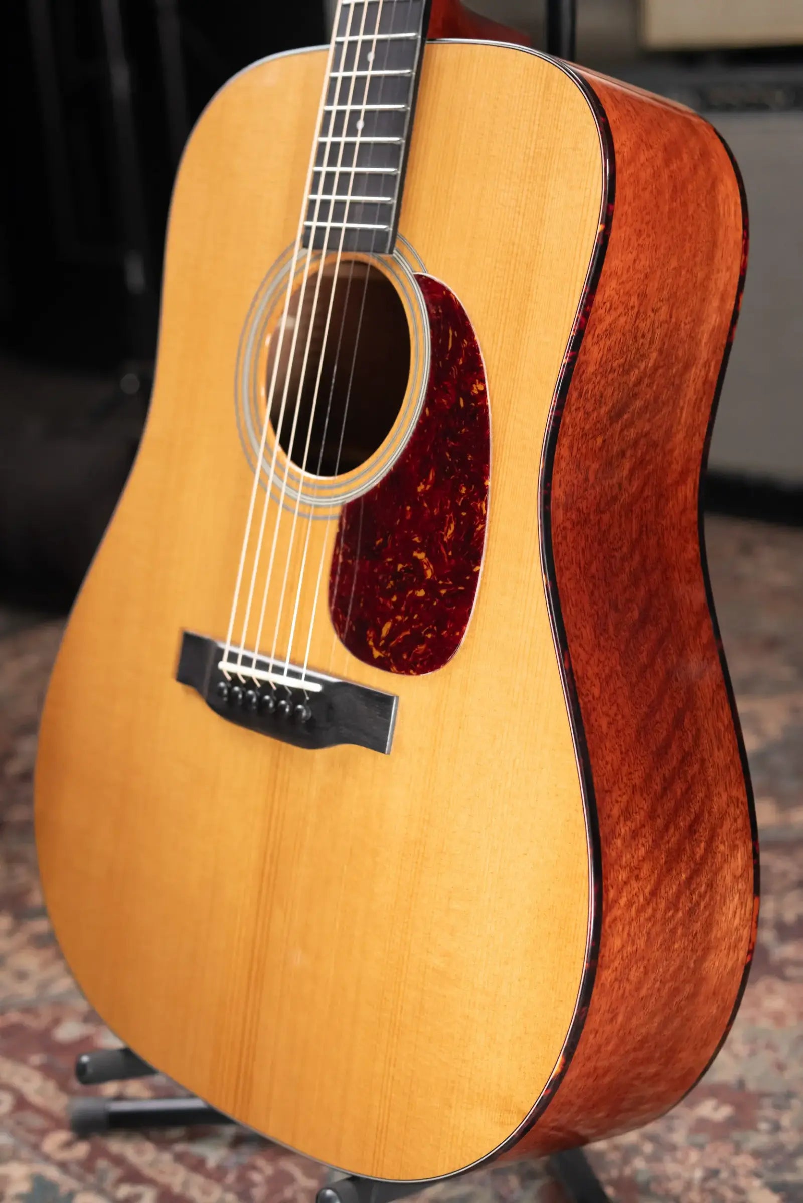 Eastman E10D-TC Dreadnought Acoustic Guitar with Hardshell Case