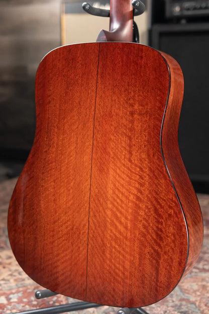 Eastman E10D-TC Dreadnought Acoustic Guitar with Hardshell Case