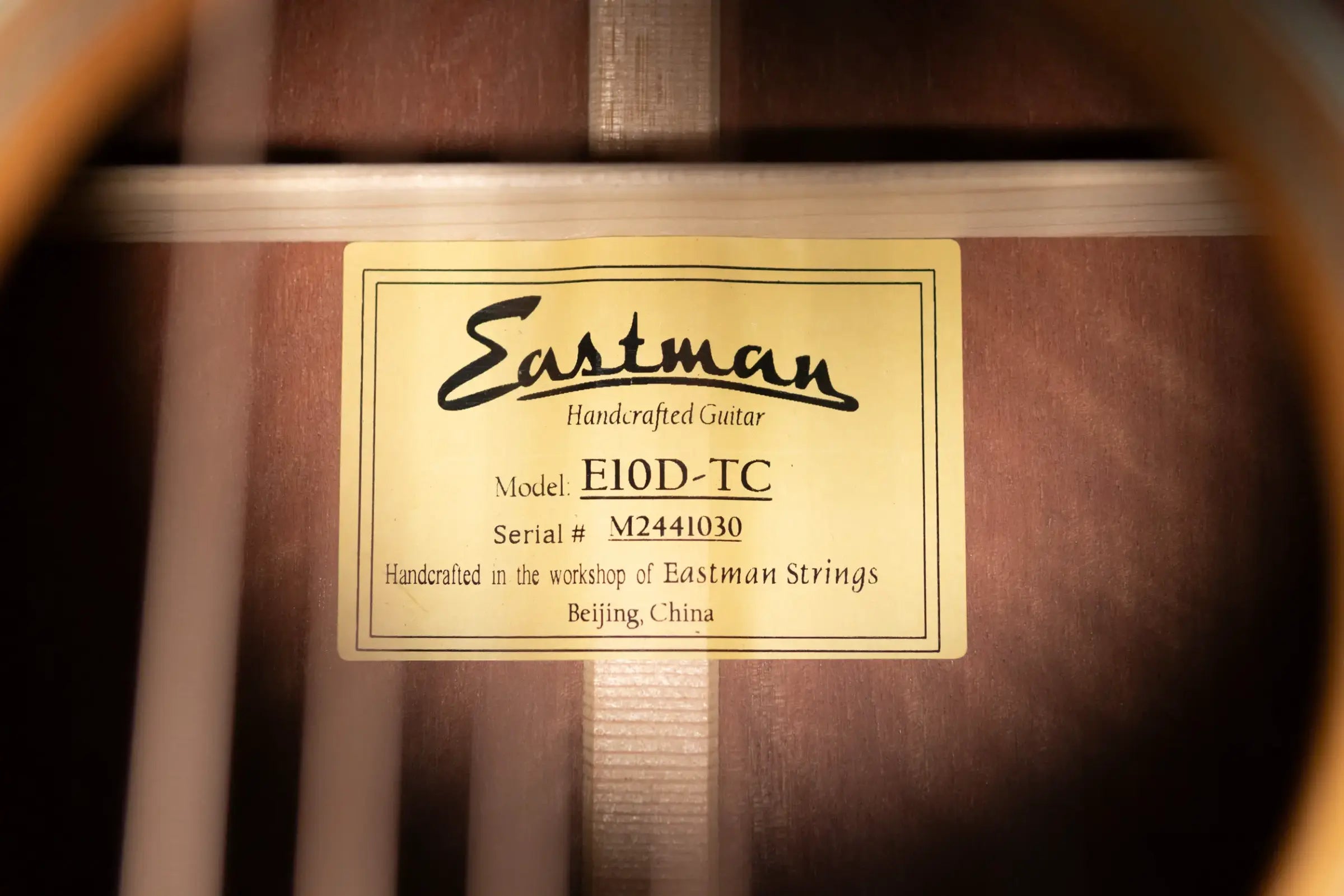 Eastman E10D-TC Dreadnought Acoustic Guitar with Hardshell Case