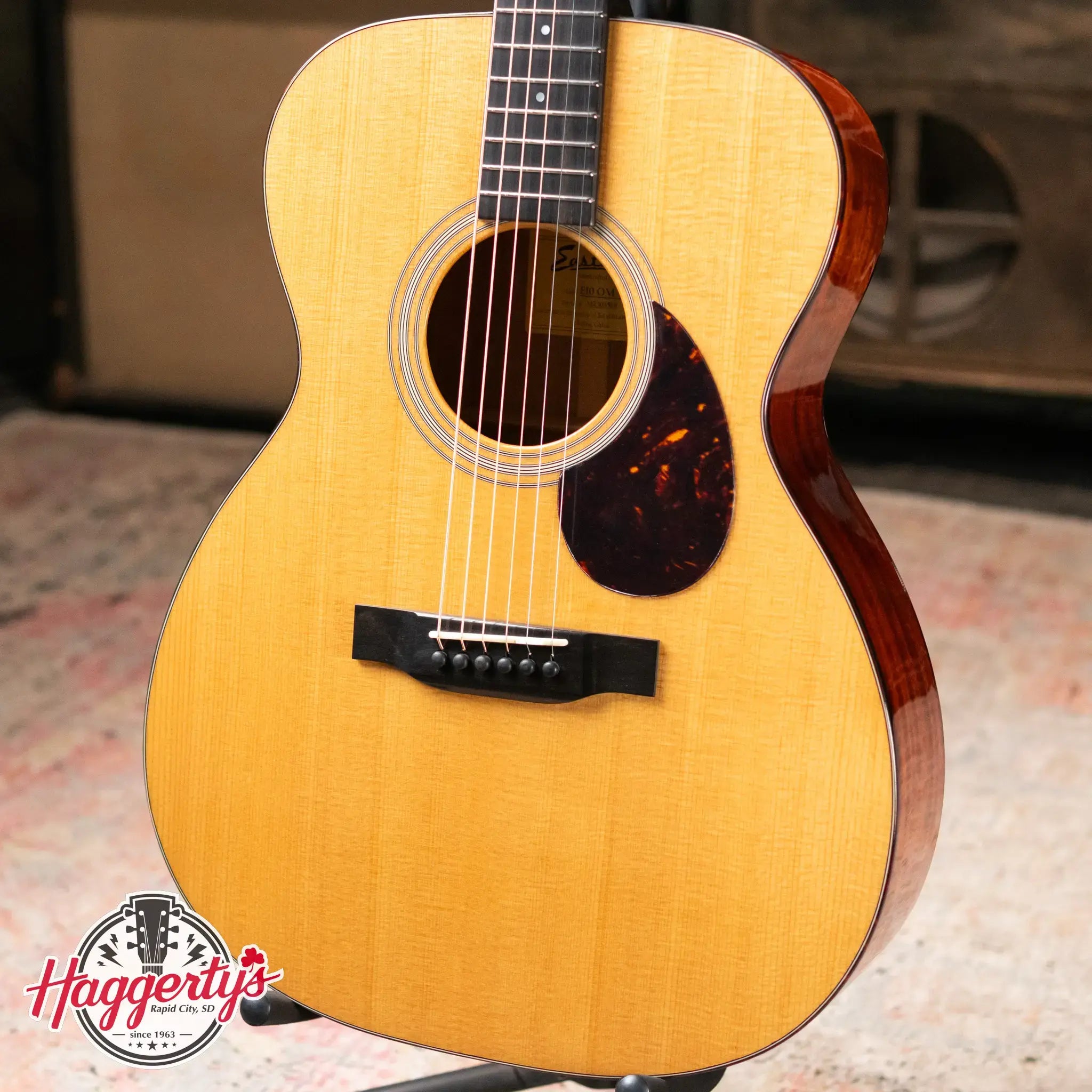 Eastman E10OM-TC Acoustic Guitar with Hardshell Case - Floor Model