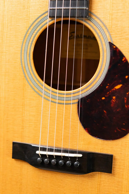 Eastman E10OM-TC Acoustic Guitar with Hardshell Case - Floor Model