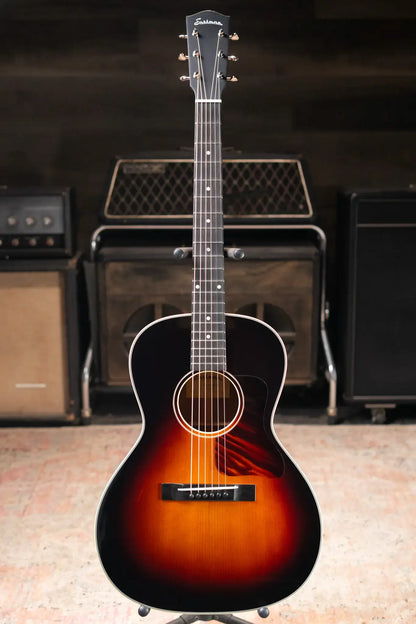 Eastman E10 OOSS-TC Acoustic Guitar - Sunburst with Hardshell Case