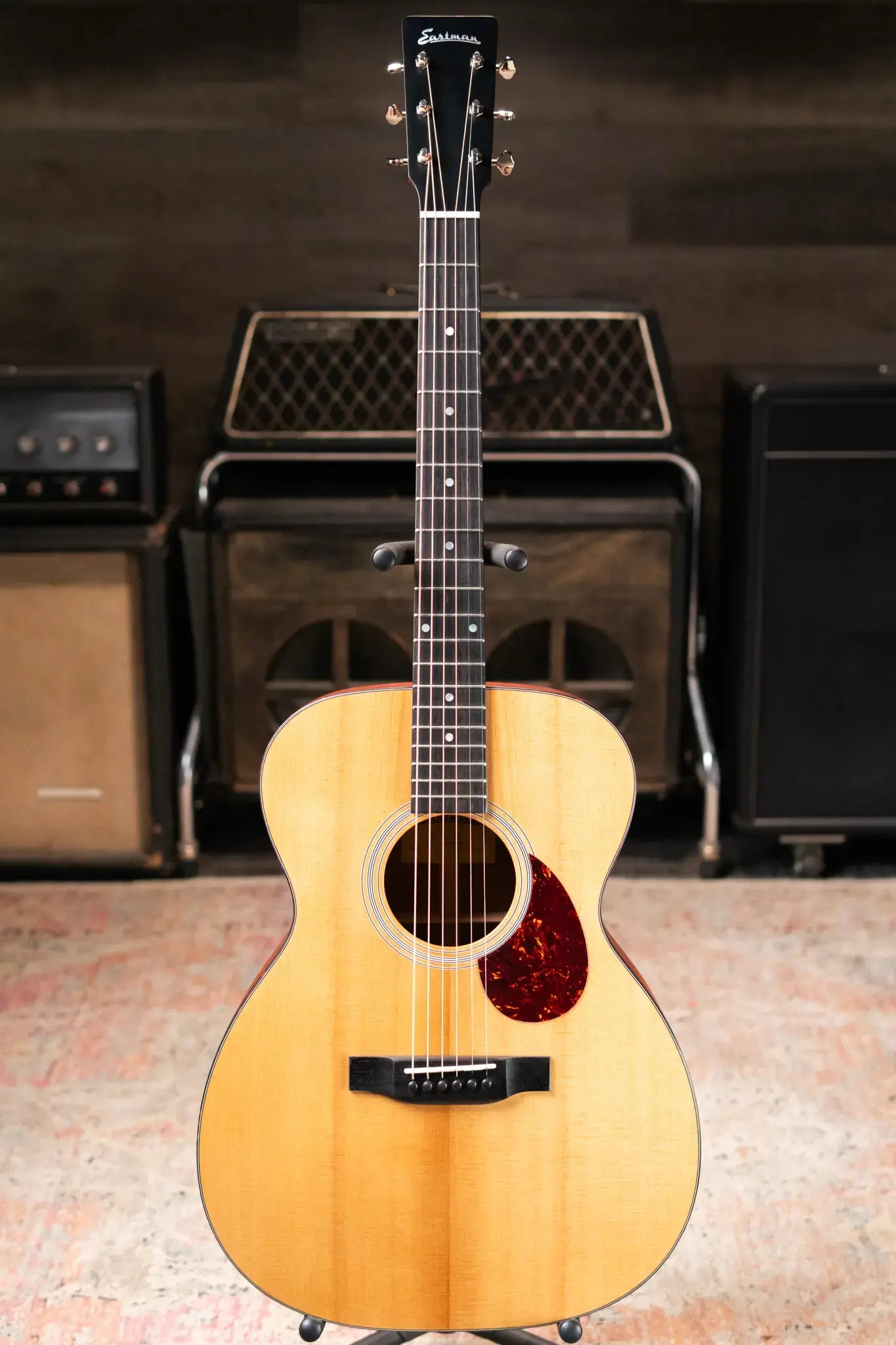 Eastman E1OM Orchestra Model Acoustic Guitar - Natural with Softshell Case