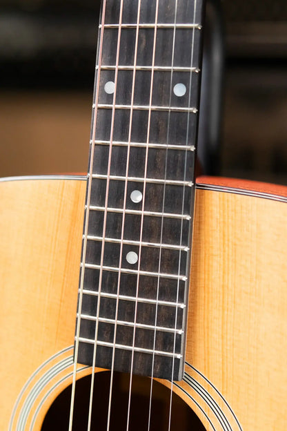 Eastman E1OM Orchestra Model Acoustic Guitar - Natural with Softshell Case