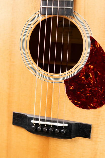 Eastman E1OM Orchestra Model Acoustic Guitar - Natural with Softshell Case