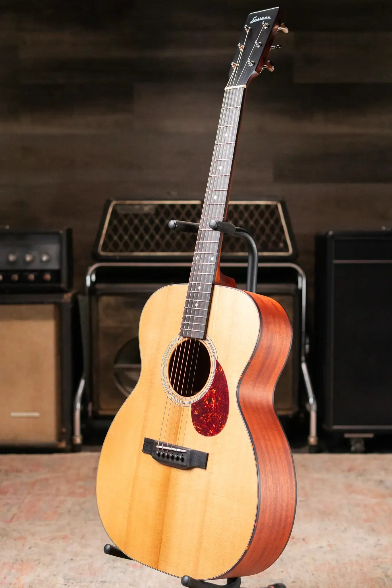 Eastman E1OM Orchestra Model Acoustic Guitar - Natural with Softshell Case